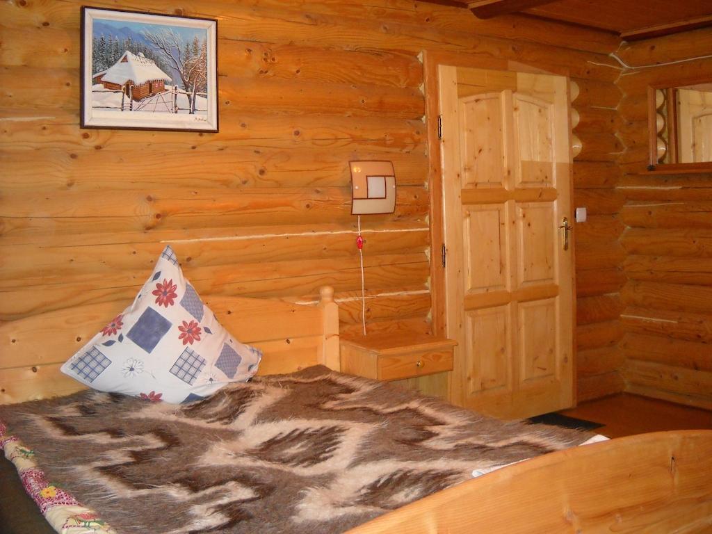Готель Smerekova Hata Ясіня Номер фото